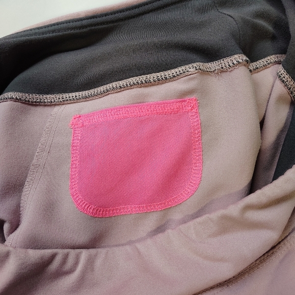 Movement by Butter Soft Masha scrub pants high rise, size M,L,straight, stretch. - Picture 9 of 17